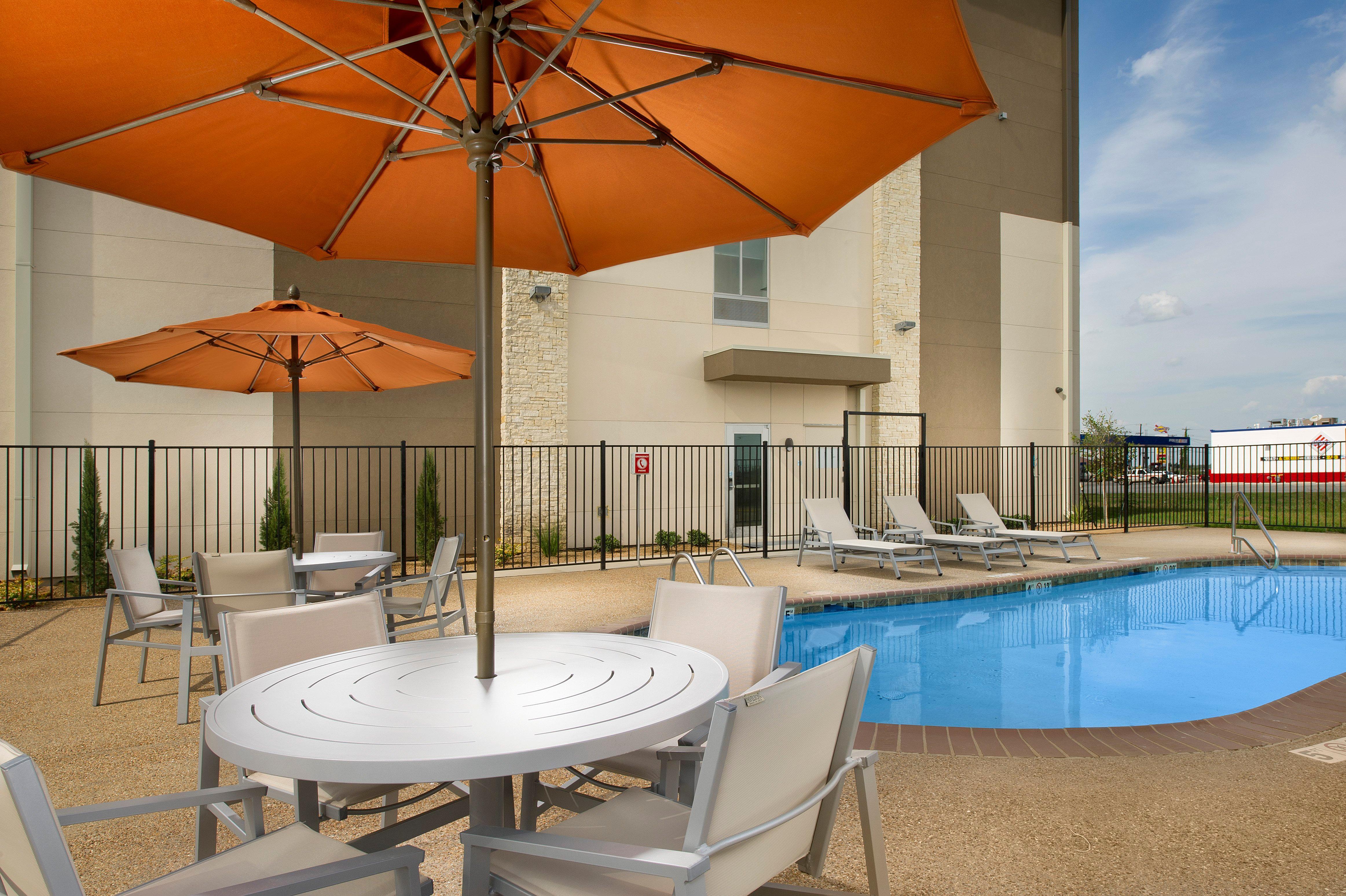 Holiday Inn Express & Suites Bay City By Ihg Eksteriør billede
