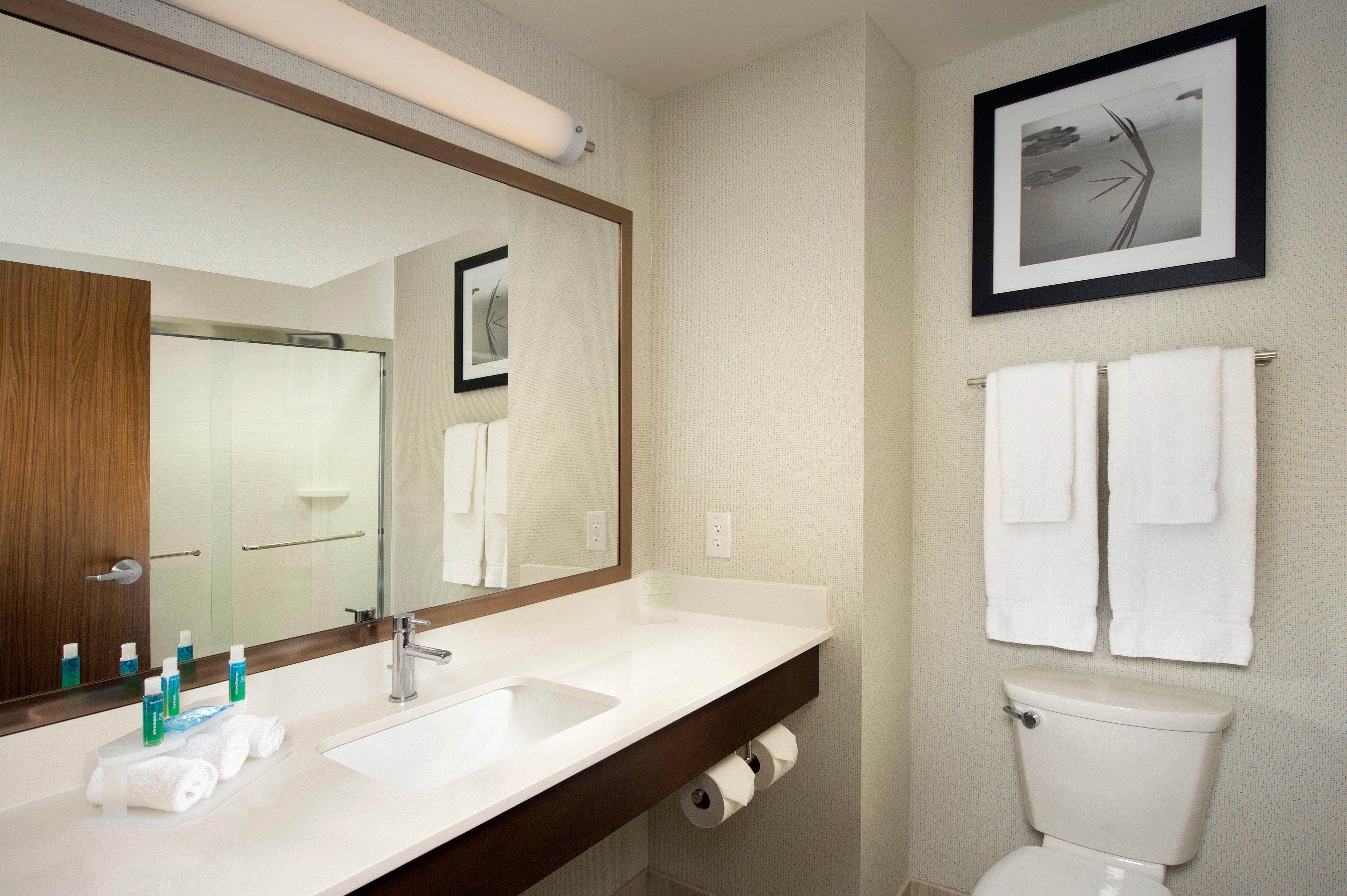Holiday Inn Express & Suites Bay City By Ihg Eksteriør billede